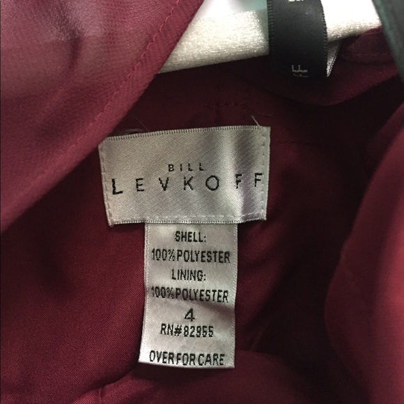 Perfect for fall or winter wedding ๐โ๏ธ Bill Levkoff Bridesmaid Dress - size 4 - Picture 6 of 8